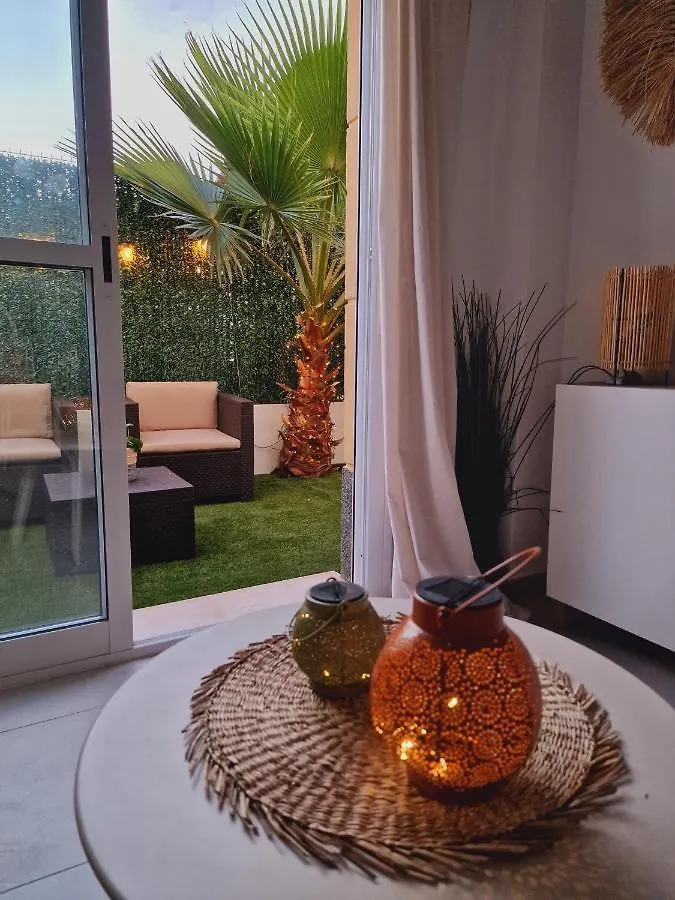 Apartamento Precioso Bajo con Jardin en Vera