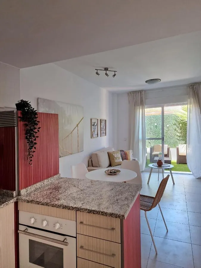 Precioso Bajo con Jardin en Vera 0*,  España